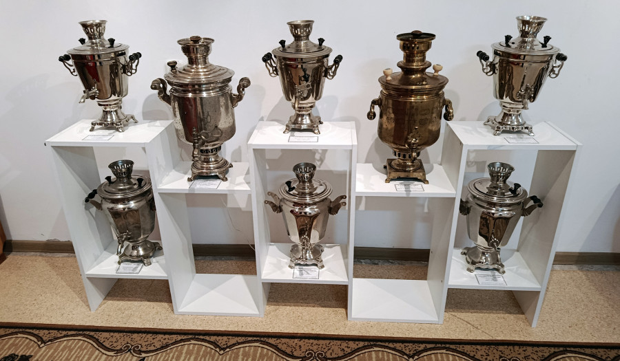  12.12.2025 г. Выставка самоваров в Глусском историко-краеведческом музее. 