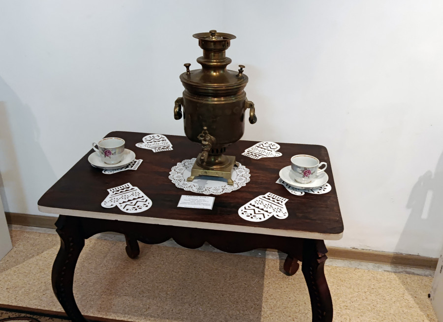  12.12.2025 г. Выставка самоваров в Глусском историко-краеведческом музее. 