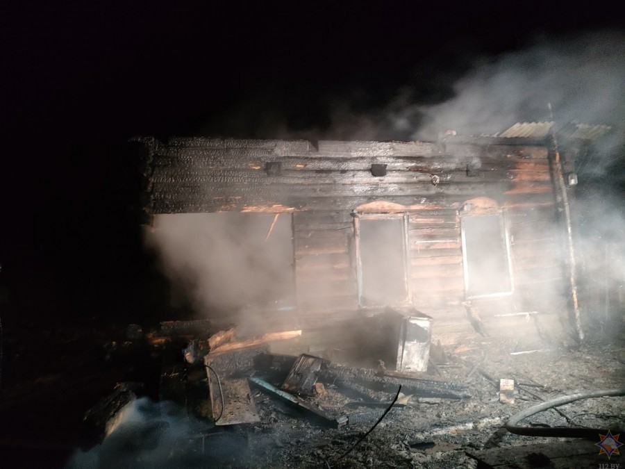 В Кировском районе сгорел дом: погиб 69-летний мужчина