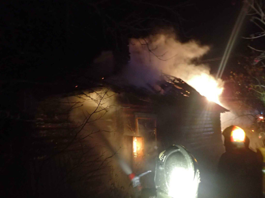 На пожаре в Бобруйском районе погибли два человека