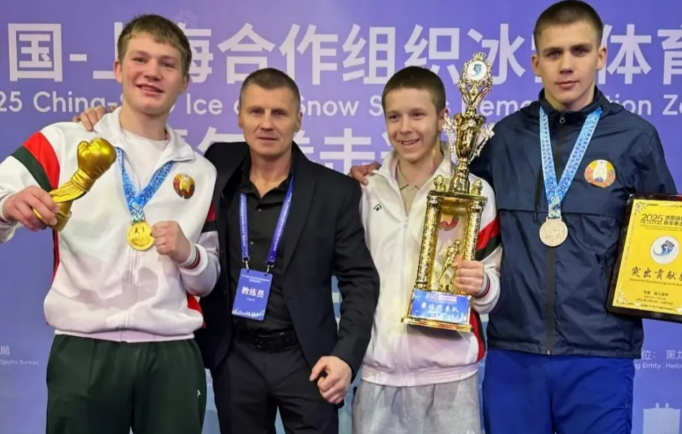 Бобруйчанин Денис Лесун завоевал золото на турнире по боксу в Китае