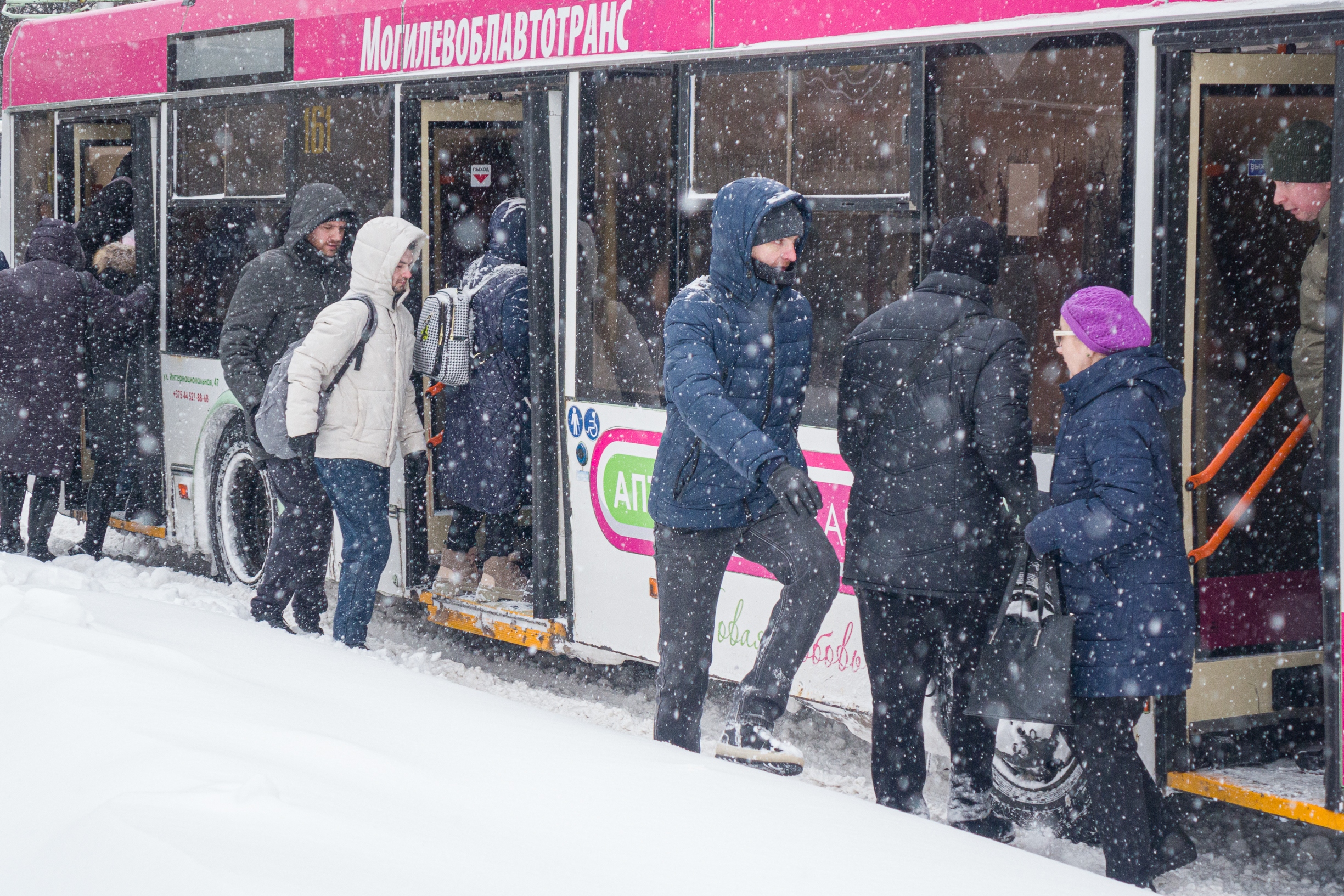 Циклон Улли принес в Бобруйск обильные снегопады