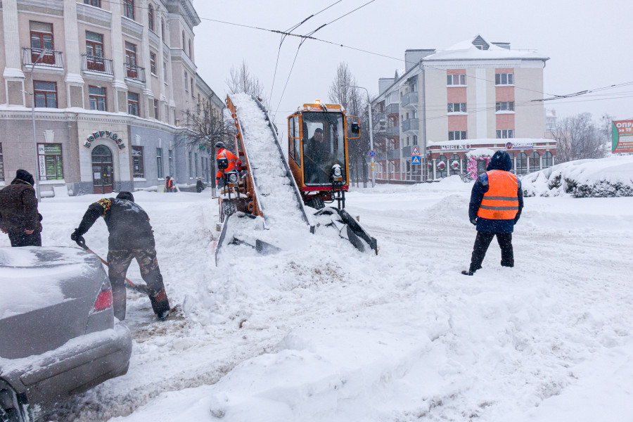 Циклон Улли принес в Бобруйск обильные снегопады
