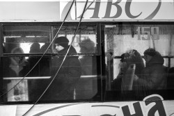 «Горячая ванна или обкладывание грелками могут навредить». Эксперт о рисках от переохлаждения и что делать, если замерз