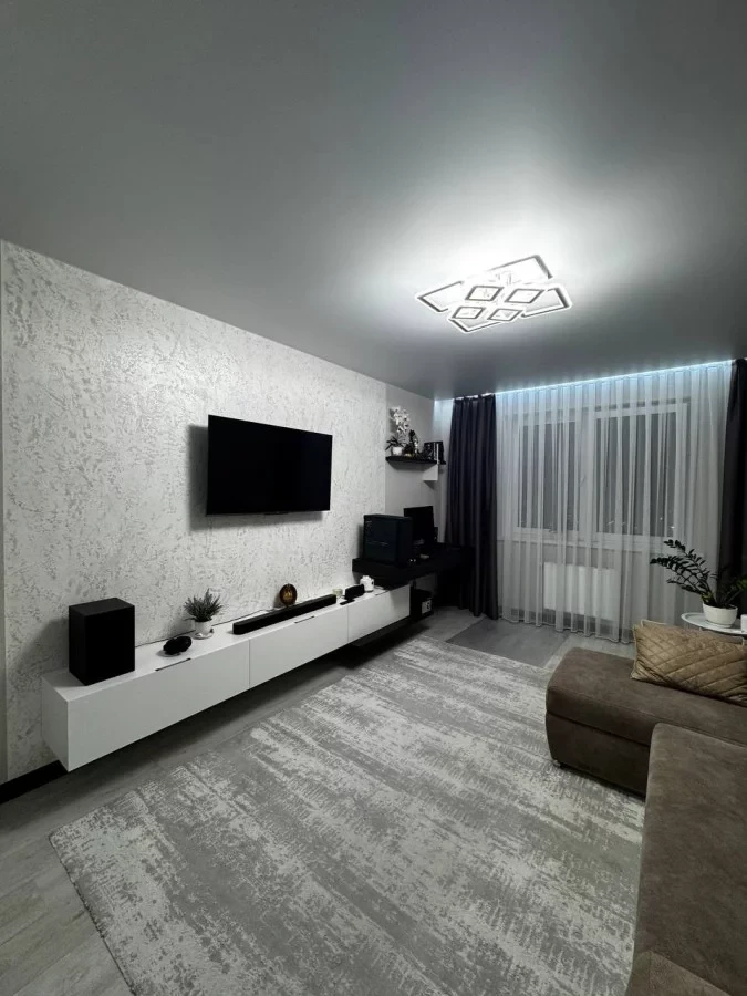 Фото взято из объявлений о продаже квартир.