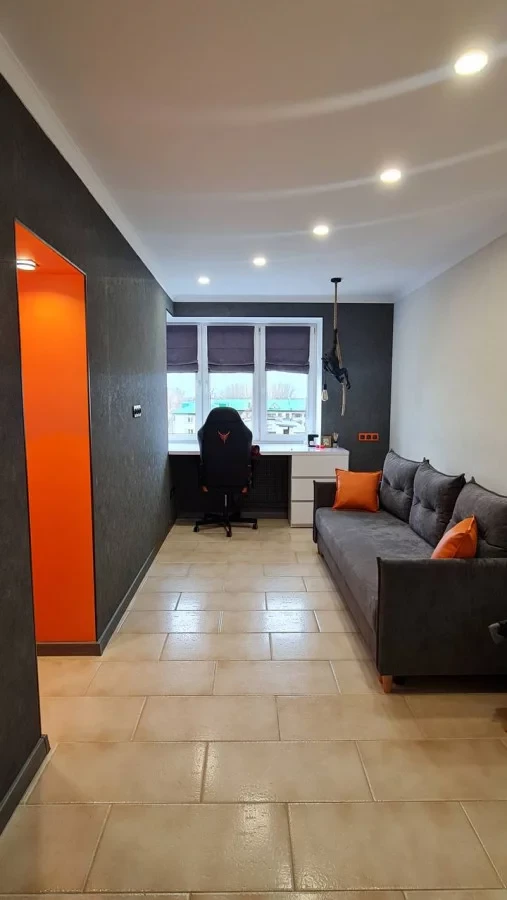 Фото взято из объявлений о продаже квартир.