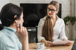 Адвокаты Беларуси проведут бесплатные консультации ко Дню матери