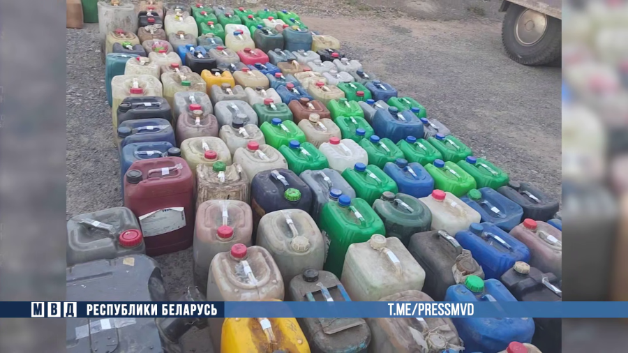 В Гомельской области сотрудник агропромышленного предприятия воровал топливо тоннами