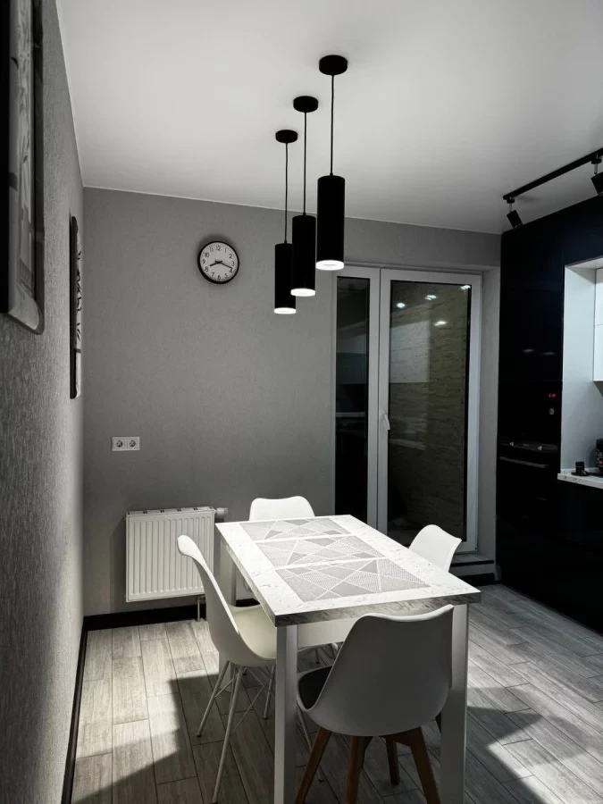 Фото взято из объявлений о продаже квартир.