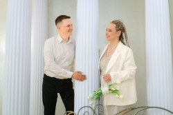 «Когда я волнуюсь, он берет «меня в руки» и я успокаиваюсь». Молодожены недели