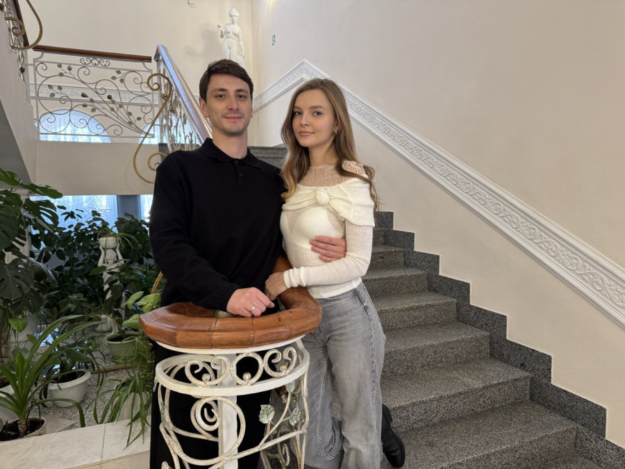 «Это была любовь с первого взгляда». Свадебная пара недели