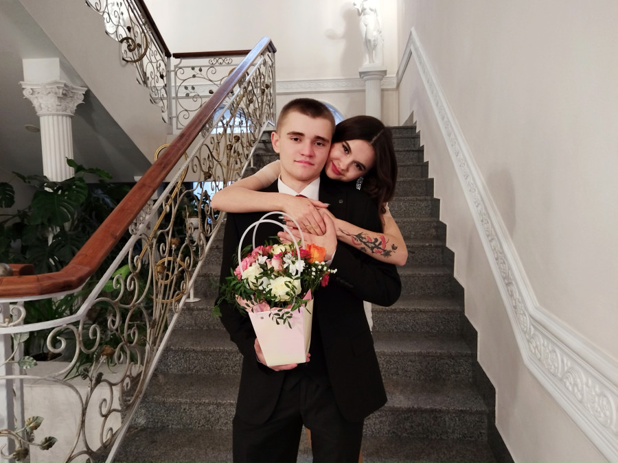 «И плакать хотелось, и жарко становилось». Свадебная пара недели