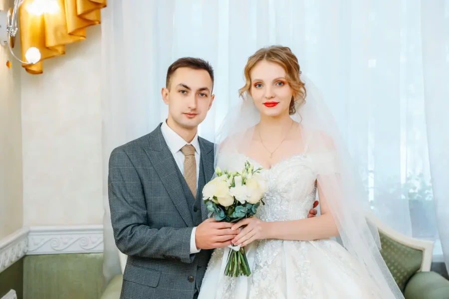 «Характер у нее очень хороший, волшебный, я бы сказал!» Свадебная пара недели