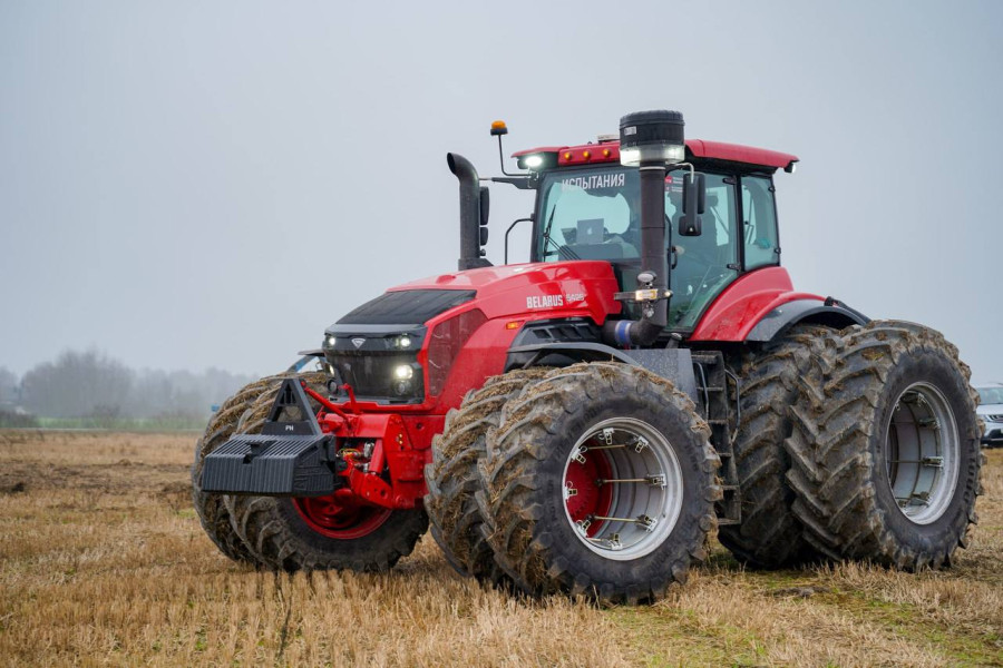 Трактор BELARUS 5425 мощностью более 500 л.с. Фото: МТЗ.