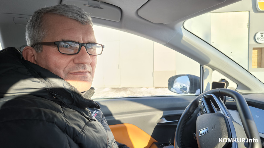 17.01.2026. Бобруйск, улица Ленина. Сергей Евдокимов и его FAU Bestune NAT