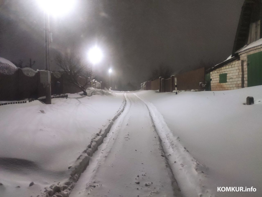 9.01.2026. Бобруйск. Последствия снегопада, вызванного циклоном «Улли».  Поселок Скрипочка.