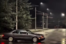 Бобруйчанин на Mercedes снял экшн-видео и получил 6 протоколов (+ то самое видео)