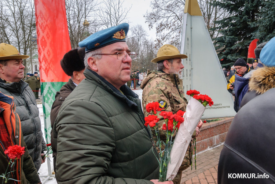 Бобруйск, 15 февраля 2026 года. Bозложение цветов к памятнику воинам-интернационалистам и митинг, посвященный Дню памяти воинов-интернационалистов и 37-й годовщине вывода советских войск из Афганистана.