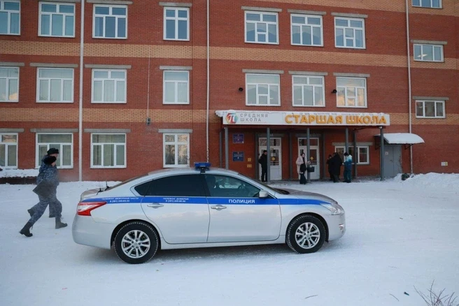 В российском Красноярске школьница облила бензином и подожгла одноклассника