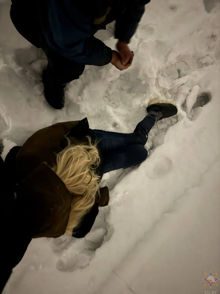 15 февраля 2026 года. В Могилевском районе в заснеженном поле заблудились женщины. Фото: МЧС.