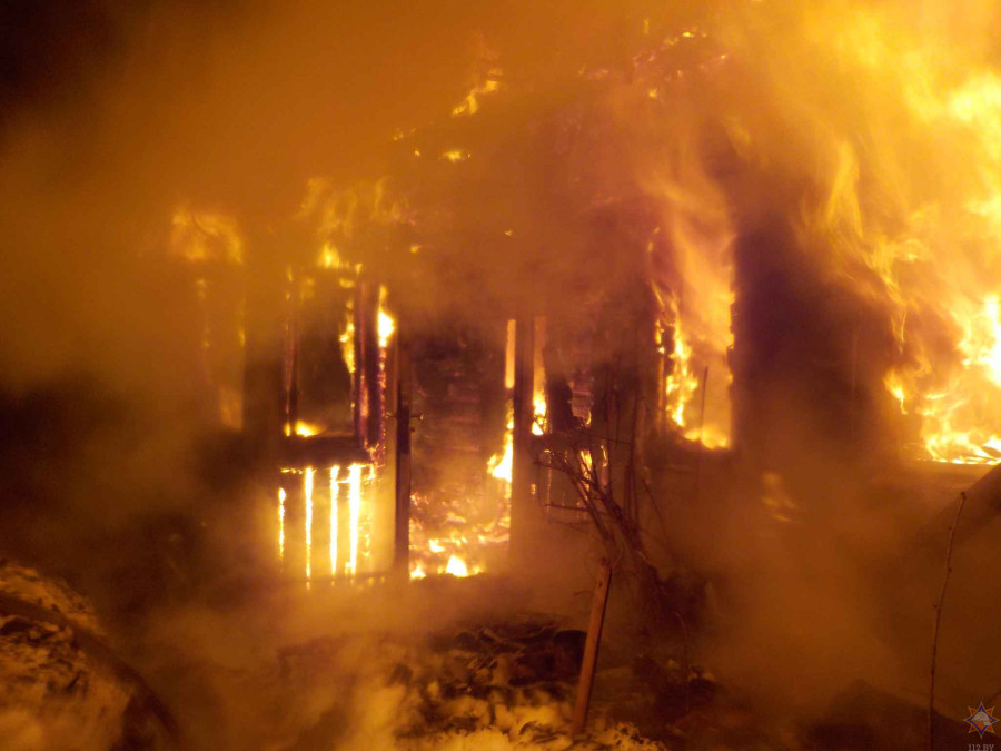 5 февраля 2026 года. Пожар в деревне Каменка Бобруйского района. Фото: МЧС