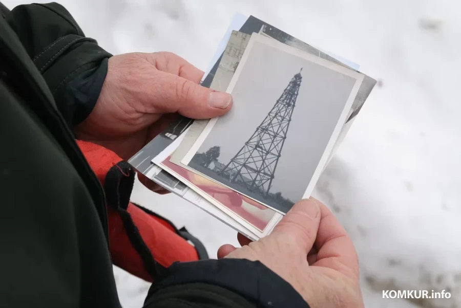 Николай Липунов, старейший геодезист Бобруйска, оказывает точку триангуляции.