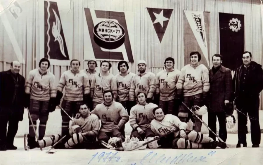 «Шинник» Бобруйск – чемпион Беларуси 1977 года.