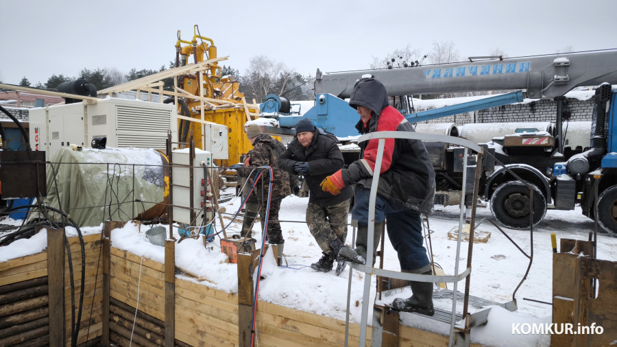 07.02.2026. Минская улица, Первомайский район, Бобруйск. Реконструкция коллектора дождевой канализации по улице Орджоникидзе