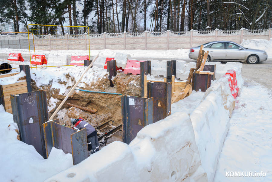 09.02.2026. Минская улица, Первомайский район, Бобруйск. Реконструкция коллектора дождевой канализации по улице Орджоникидзе