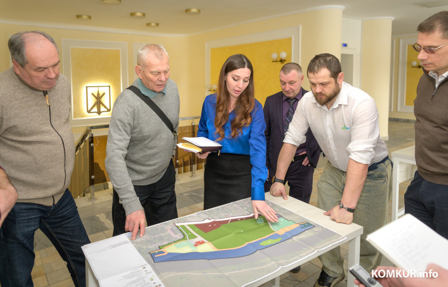 Какой быть бобруйской набережной: в горисполкоме презентовали проект и выслушали мнение горожан