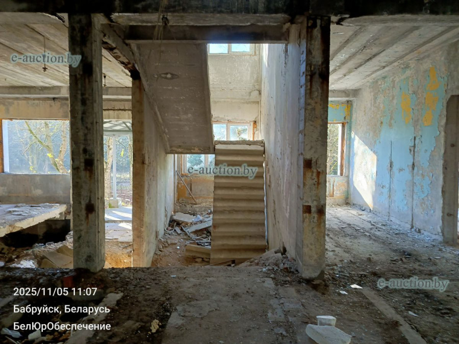 Бобруйск. Недостроенный жилой дом на улице Горелика.