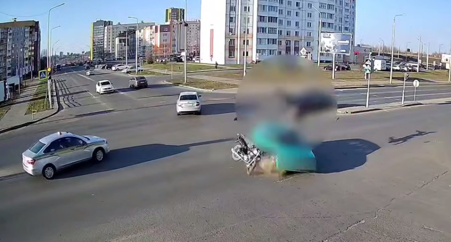 17-летний мотоциклист столкнулся с автомобилем в Могилеве. Парень в реанимации