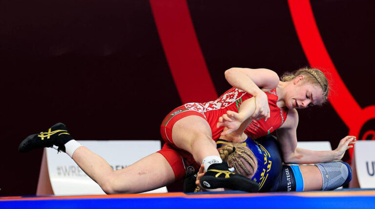 Белоруски завоевали три золотые медали молодежного чемпионата Европы по борьбе