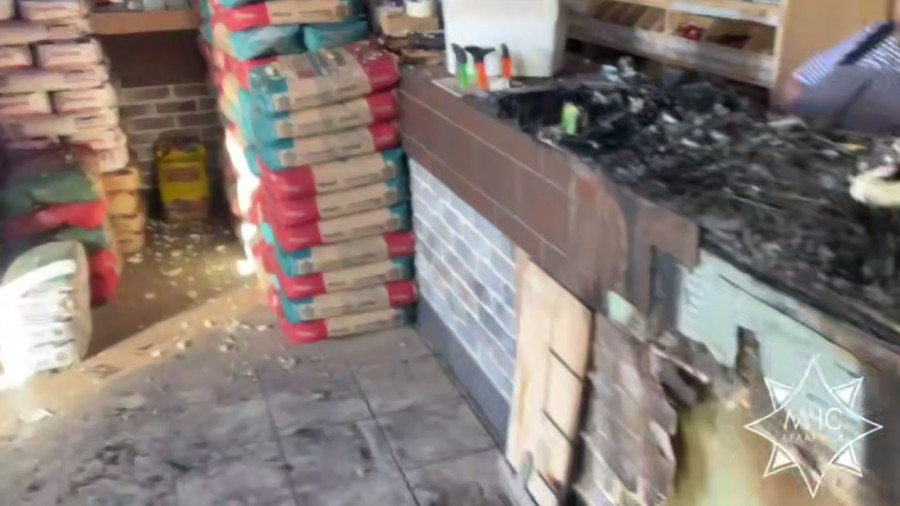 В Могилеве горел строительный магазин