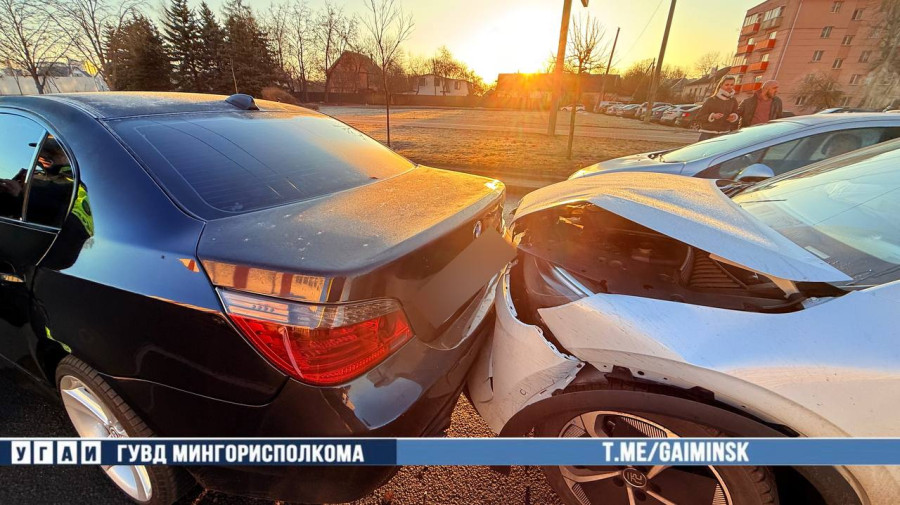 18 марта 2026 года. Шесть автомобилей столкнулись в Минске на проспекте Дзержинского. Фото: ГАИ.