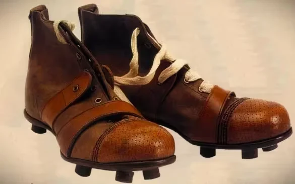 Футольные бутсы 1930-40-х.
