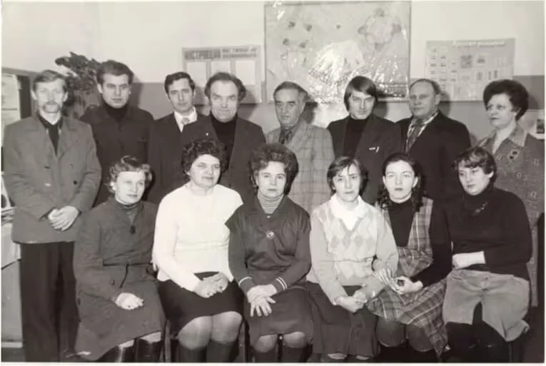 Мастера производственного обучения, которые работали в УПК: Валерий Евгеньевич Дерябин («ФанДОК»), Семен Залмонович Вишницкий (КИПиА «Белшина»), Леонид Николаевич Ладутько (завод РТИ), Владислав Владиславович Борсук ( директор УПК), Борис Аронович Марон («Телеграф»), Василий Викторович Дунаев («ФанДОК»), представитель «Белшины» (фамилию героиня не помнит), Тамара Федоровна Сердюк (РТИ), Валентина Михайловна Лисовская (фабрика им. Дзержинского), Людмила Петровна Шкадрович (ручная вышивка фабрики худ. Изделий), Вера Ивановна Рассказова (фабрика художественных изделий, мастер по машинной вышивке), Татьяна Васильевна Подружая, Лариса Герасимовна Шкарубо (фабрика им. Дзержинского).