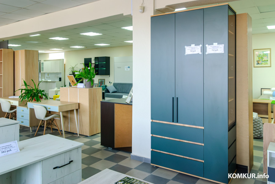 11.03.2026. Социалистическая улица, 40, Бобруйск. Салон мебели «Бержер»