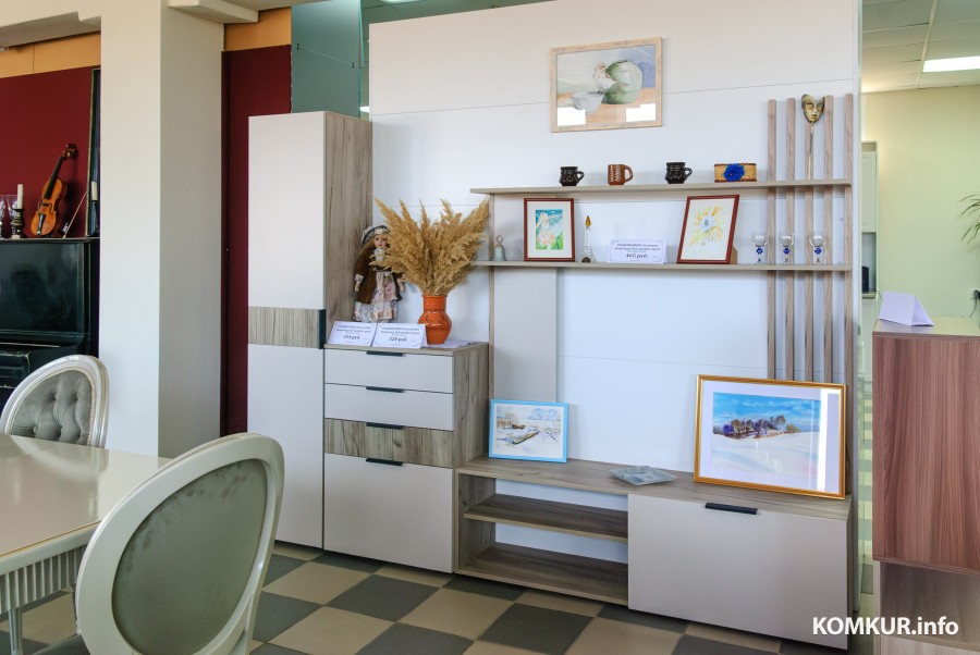 11.03.2026. Социалистическая улица, 40, Бобруйск. Салон мебели «Бержер»