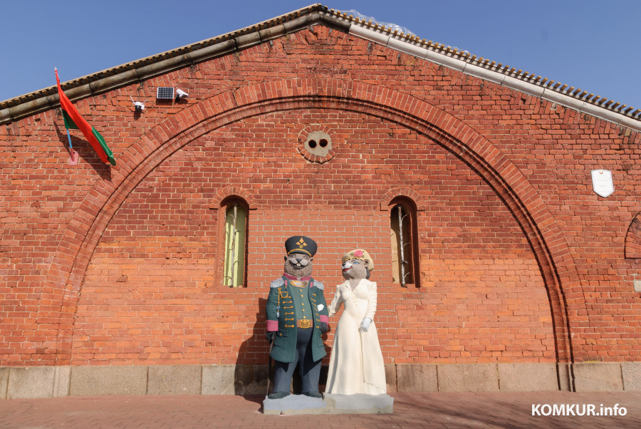 09.03.2026. улица Карла Оппермана, Бобруйск, Новый арт-объект появился в Бобруйской крепости вблизи бывшего порохового склада