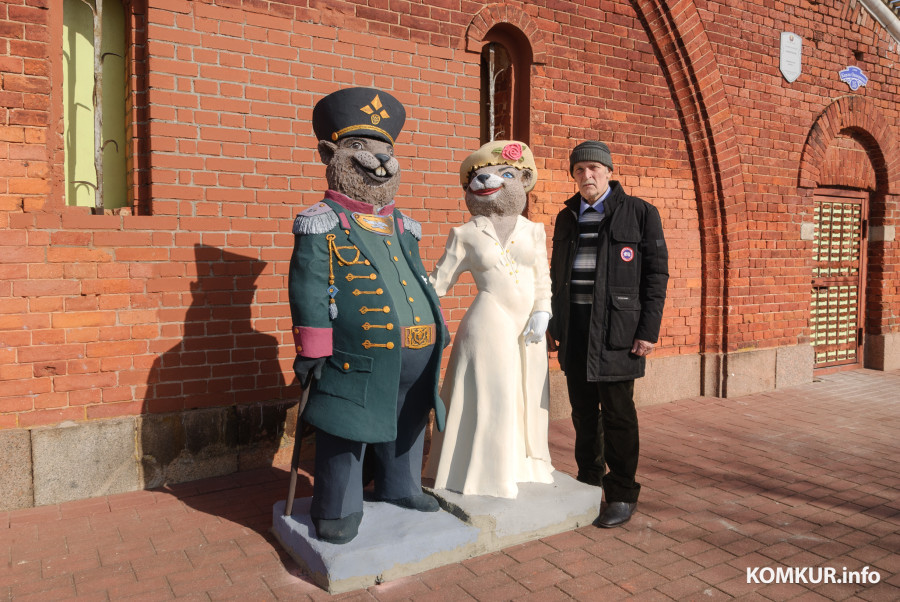 09.03.2026. улица Карла Оппермана, Бобруйск, Новый арт-объект появился в Бобруйской крепости вблизи бывшего порохового склада. Инициатором ее установки является Коваленко Леонид Васильевич.