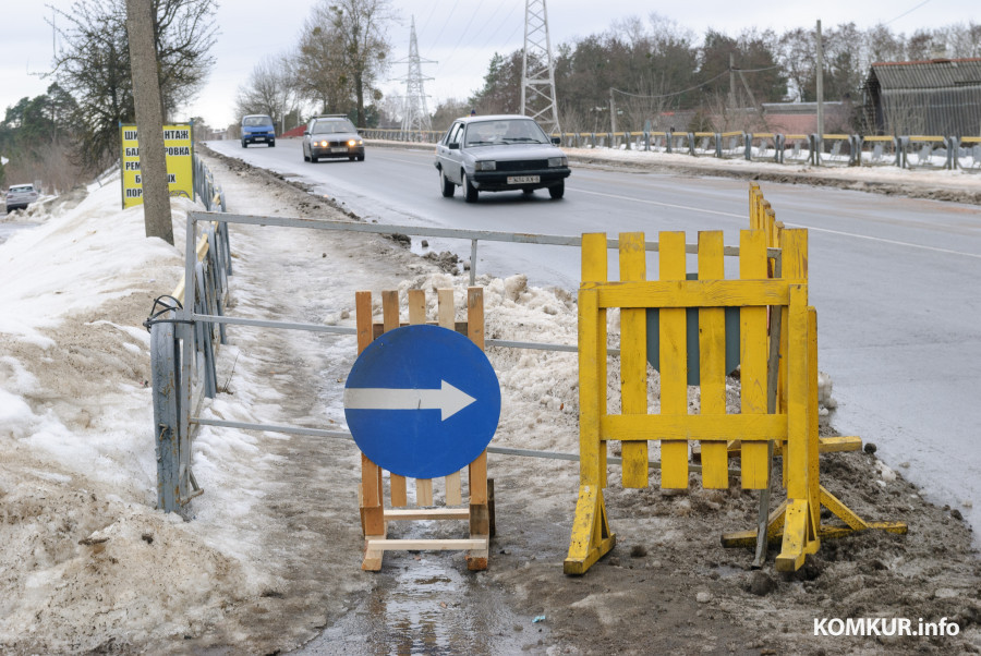 3.03.2026. улица Карла Маркса, Первомайский район, Бобруйск, Могилёвская область, 213825, Беларусь. Путепровод на улице К.Маркса