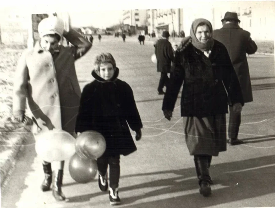 1960-е годы, Бобруйск. На улице Интернациональной.