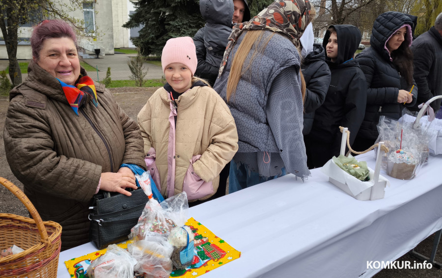 11.04.2026. Бобруйск. Освящение пасхальных блюд в Свято-Никольском кафедральном соборе