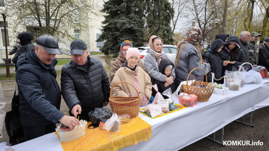 11.04.2026. Бобруйск. Освящение пасхальных блюд в Свято-Никольском кафедральном соборе