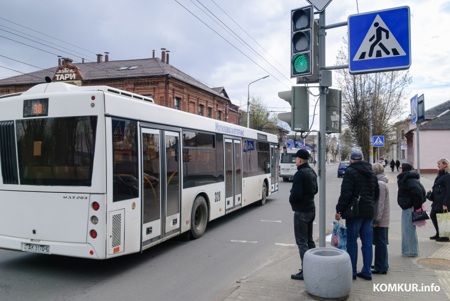 13.04.2026. Бобруйск. Новый режим работы светофоров на перекрестке Комсомольской и Советской