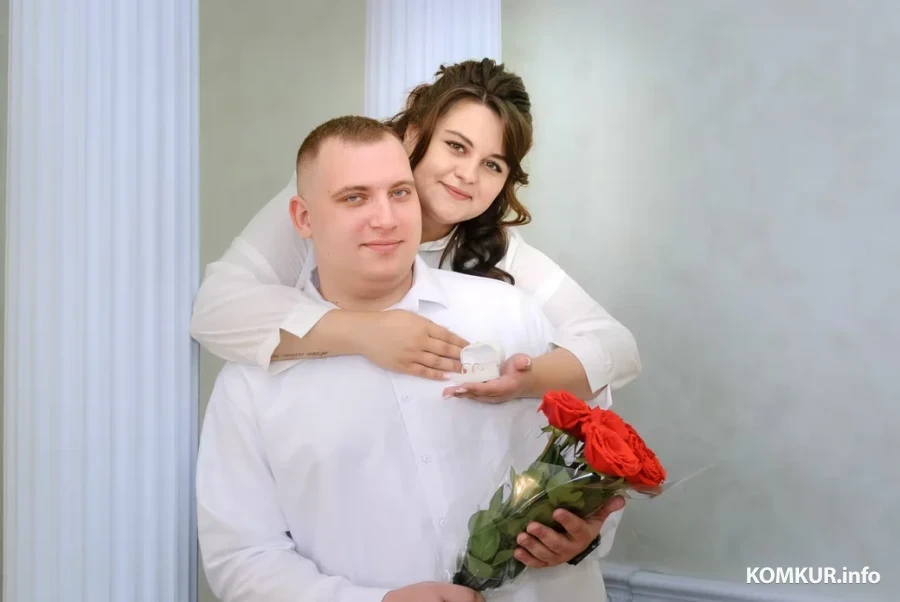 03.04.2026. Отдел ЗАГС Бобруйского горисполкома. Свадебная пара. Дарья и Игорь Орешины.