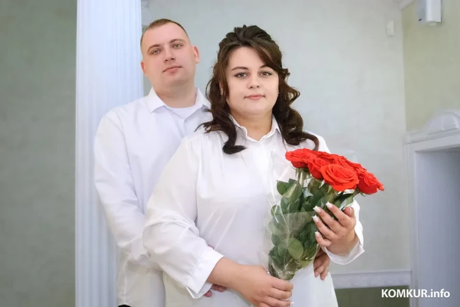 03.04.2026. Отдел ЗАГС Бобруйского горисполкома. Свадебная пара. Дарья и Игорь Орешины.