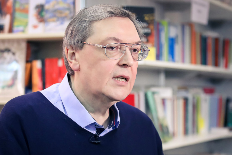 Внук писателя Алексея Толстого признан иноагентом в России