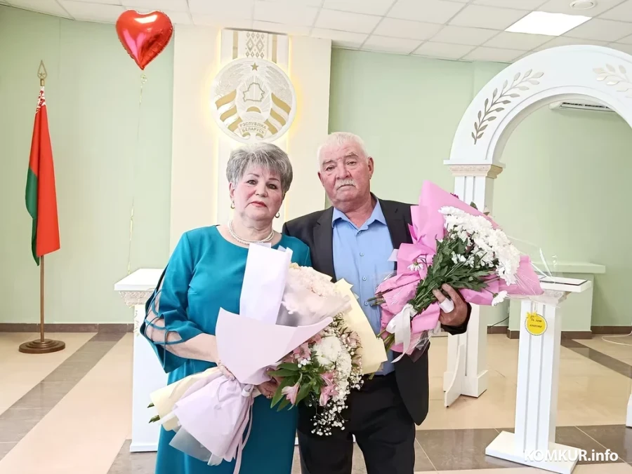 Золотая свадьба в Глуске: свет любви длиною в 50 лет